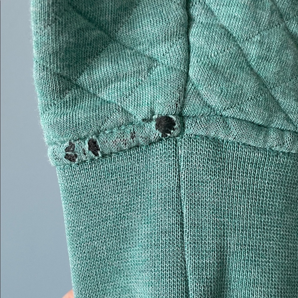 Patagonia Women’s Quilted Pullover - Picture 4 of 8